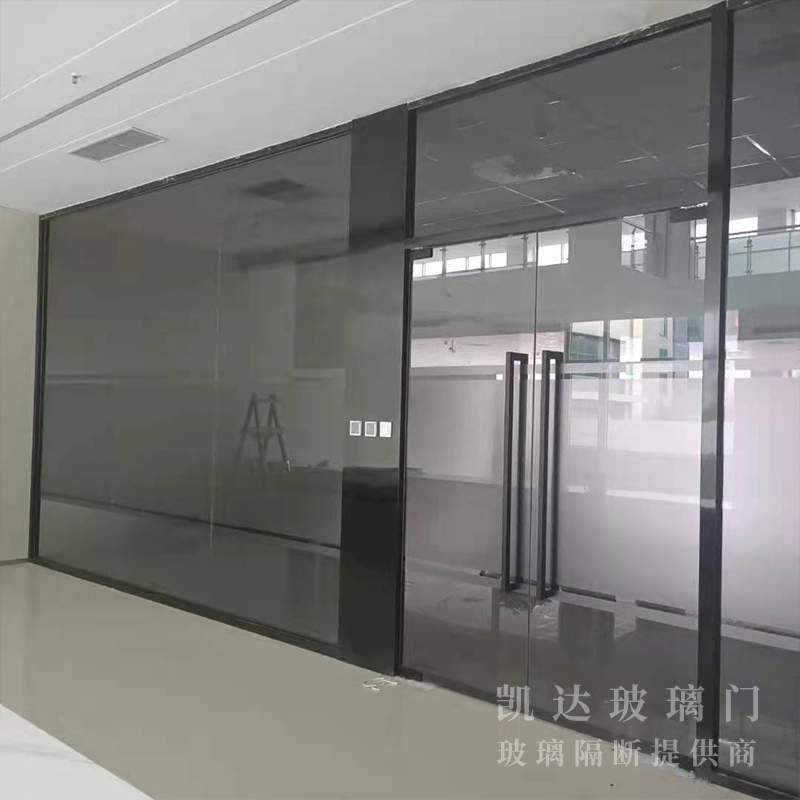 齊河新型材料交易中心，一樓大廳
